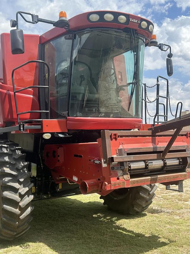 Image of Case IH 7120 equipment image 1