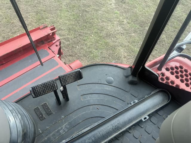 Image of Case IH 7120 equipment image 2