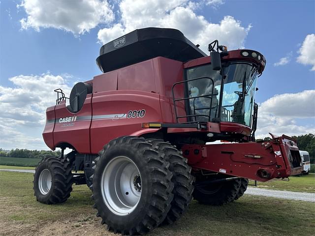 Image of Case IH 8010 equipment image 1