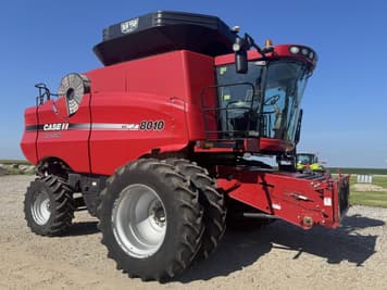 Main image Case IH 8010
