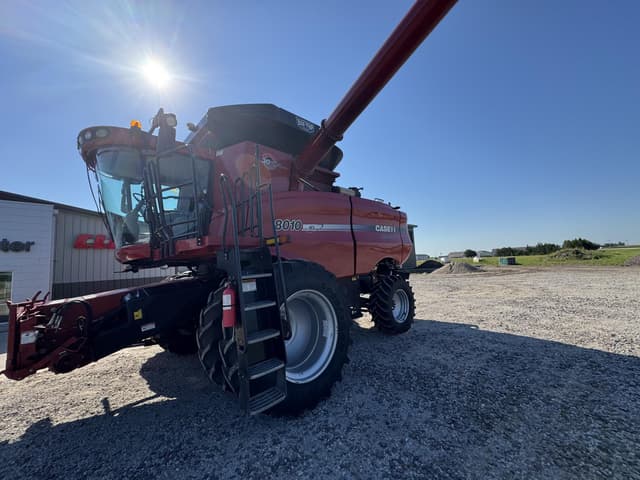 Image of Case IH 8010 equipment image 4