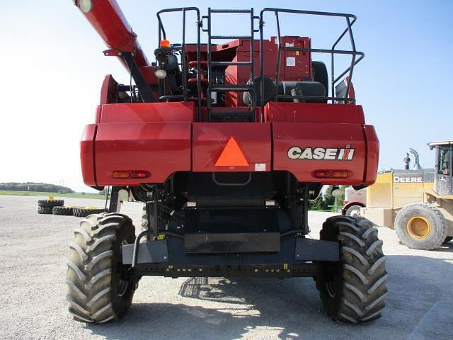 Image of Case IH 8120 equipment image 2