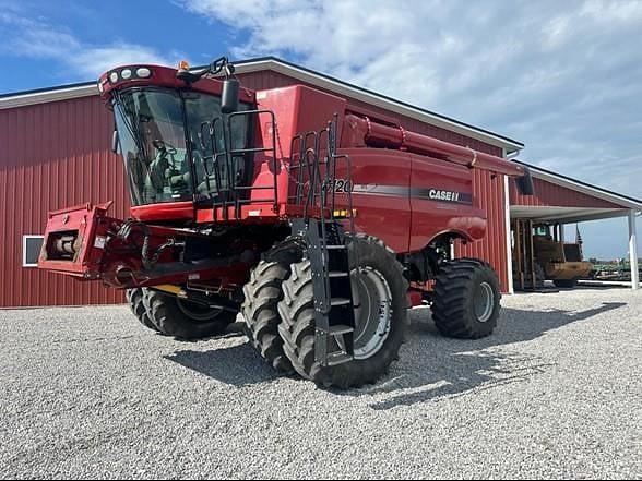 Image of Case IH 8120 equipment image 1