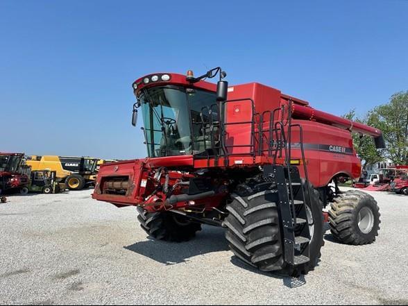 Image of Case IH 8120 equipment image 1