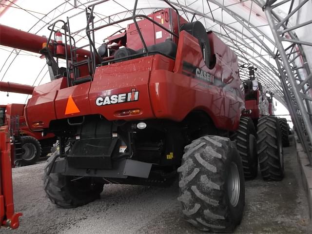 Image of Case IH 8120 equipment image 3