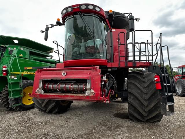 Image of Case IH 8120 equipment image 4