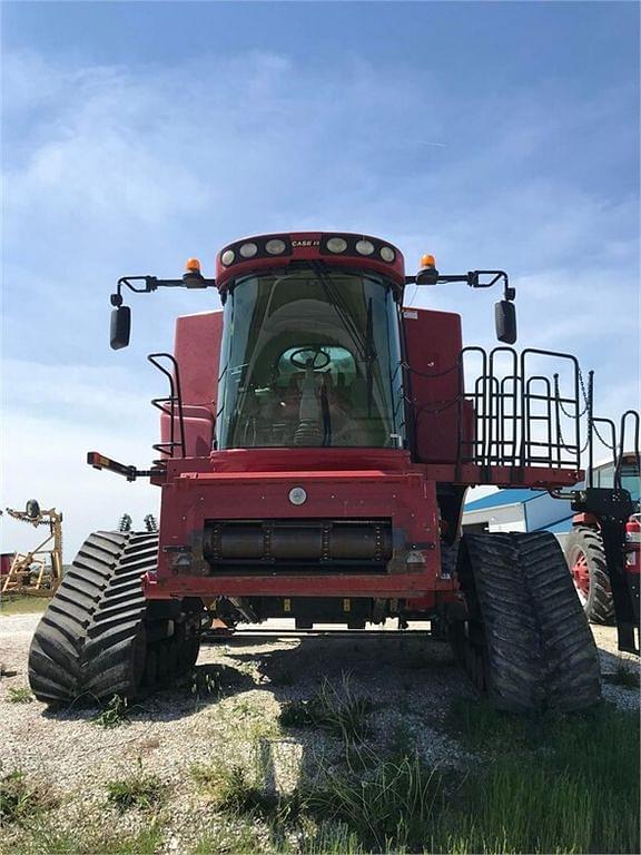 Image of Case IH 8120 equipment image 2