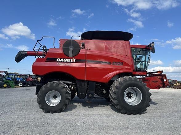Image of Case IH 8120 equipment image 3