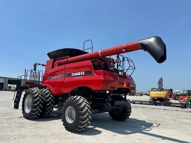Image of Case IH 8120 equipment image 3