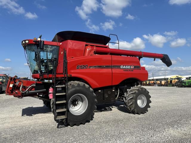 Image of Case IH 8120 equipment image 2