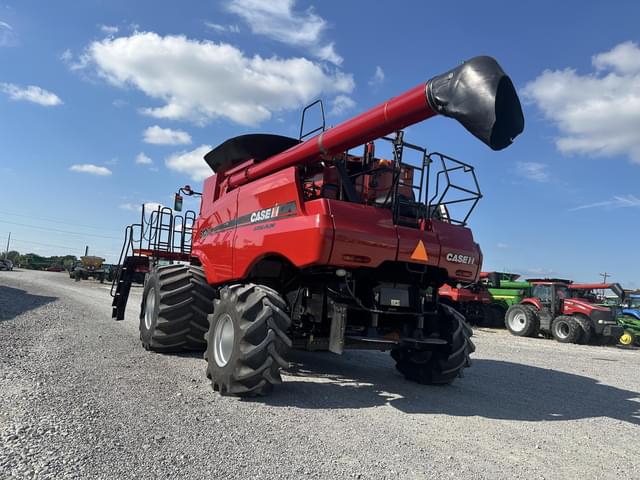 Image of Case IH 8120 equipment image 4