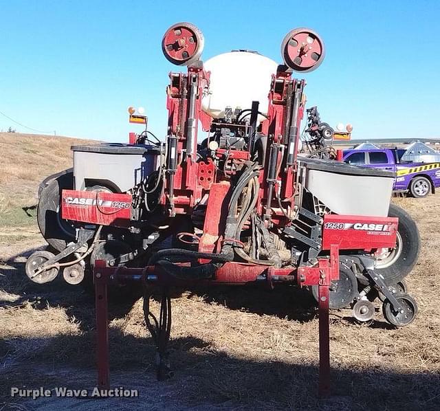 Image of Case IH 1250 equipment image 1