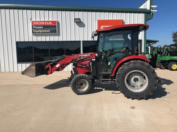 Main image Case IH Farmall 45