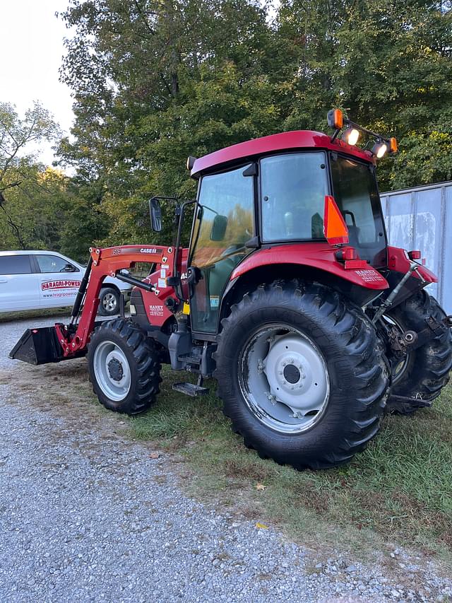 Image of Case IH Farmall 70 equipment image 4