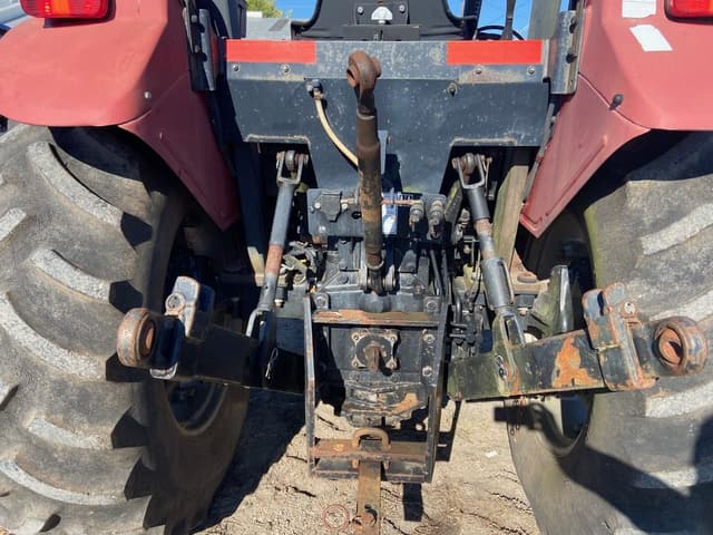 Image of Case IH Farmall 80 equipment image 4