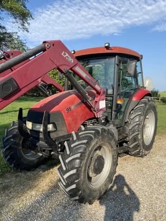 Image of Case IH Farmall 95 equipment image 2
