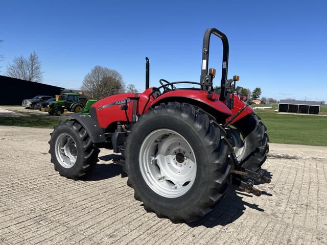 Image of Case IH Farmall 95 equipment image 3
