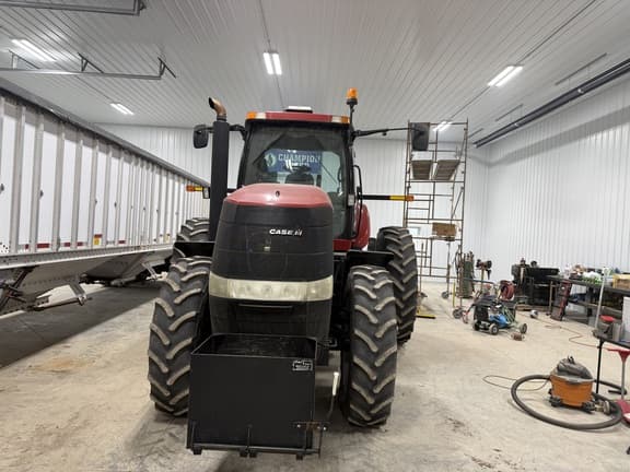 Image of Case IH Magnum 180 equipment image 1