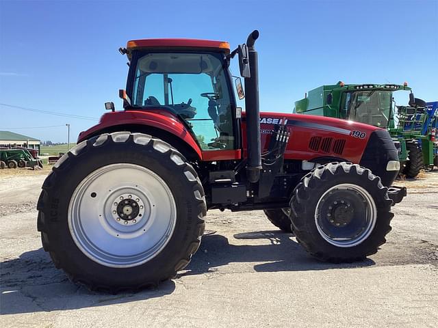 Image of Case IH Magnum 190 equipment image 2