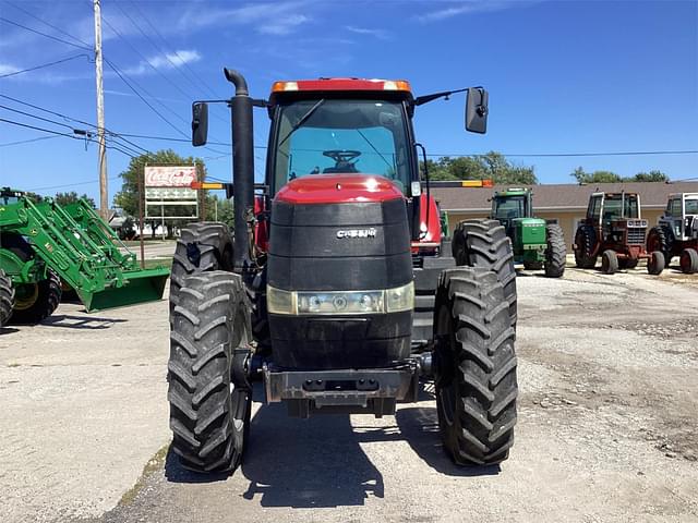 Image of Case IH Magnum 190 equipment image 4