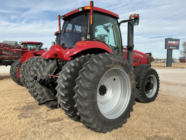Image of Case IH Magnum 190 equipment image 4