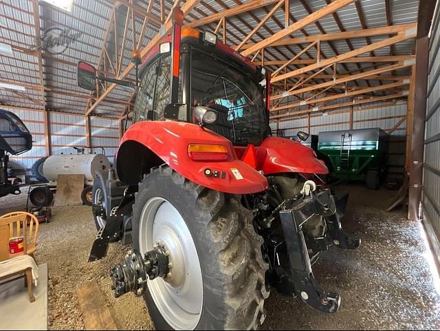 Image of Case IH Magnum 190 equipment image 4