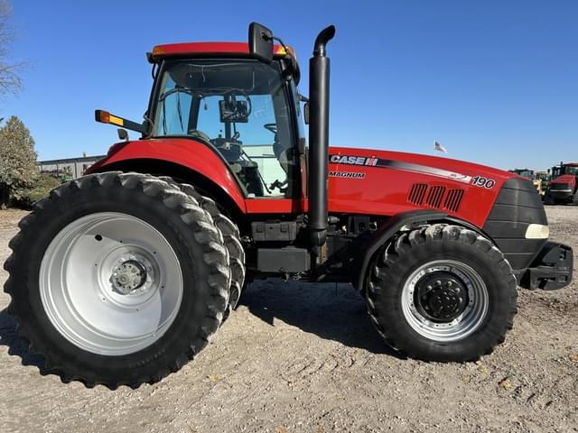 Image of Case IH Magnum 190 equipment image 3
