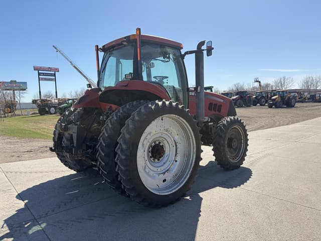 Image of Case IH Magnum 190 equipment image 4