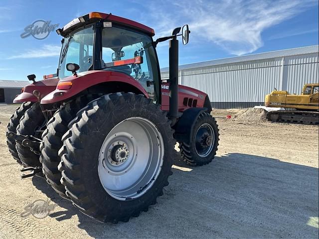 Image of Case IH Magnum 210 equipment image 2