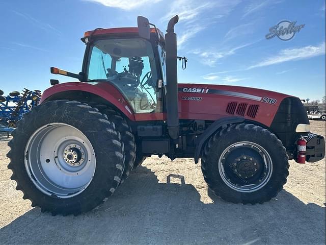 Image of Case IH Magnum 210 equipment image 1