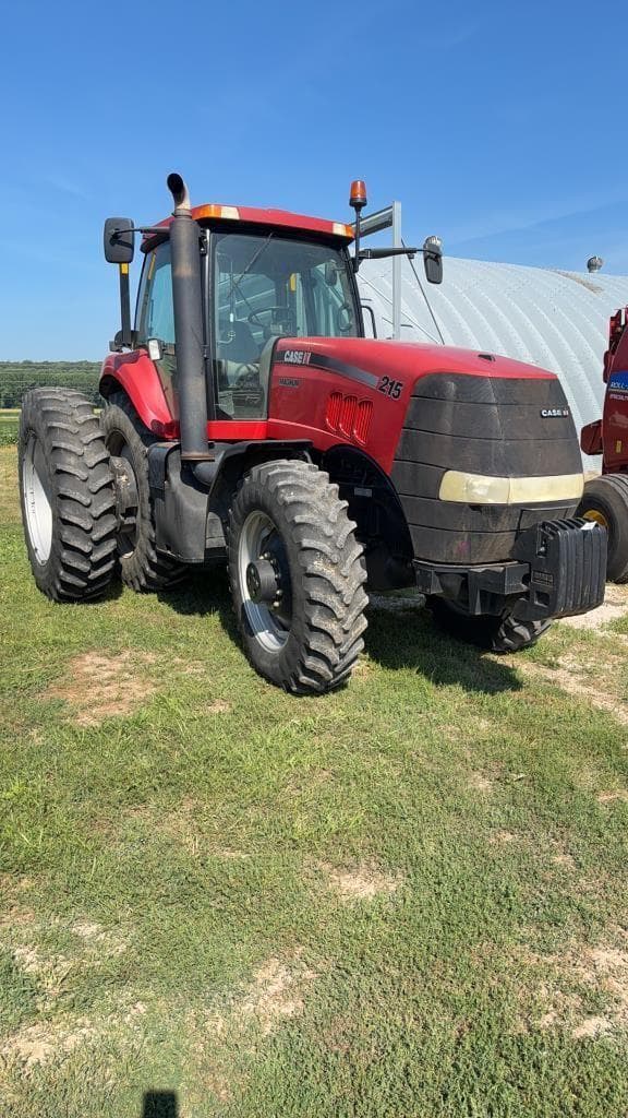 Image of Case IH Magnum 215 equipment image 1