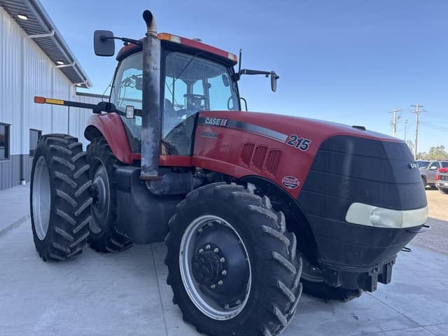 Image of Case IH Magnum 215 equipment image 2