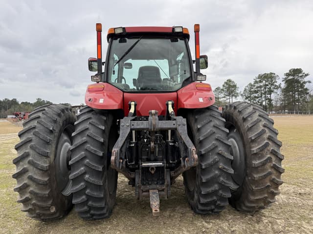 Image of Case IH Magnum 215 equipment image 3