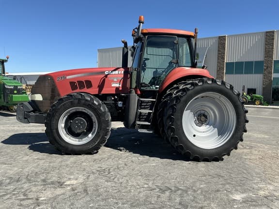 Image of Case IH Magnum 215 equipment image 1