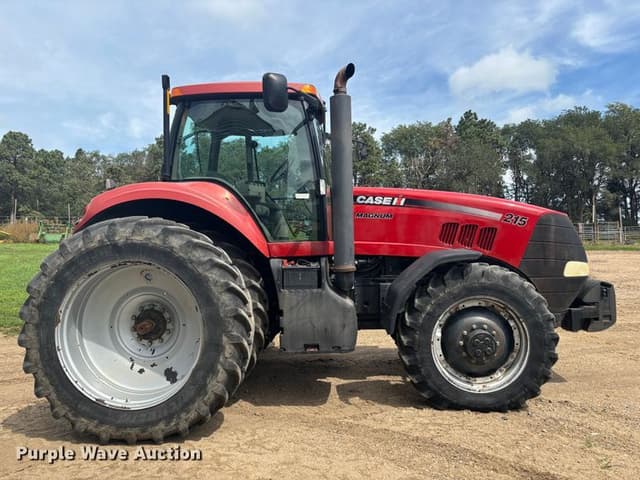 Image of Case IH Magnum 215 equipment image 3