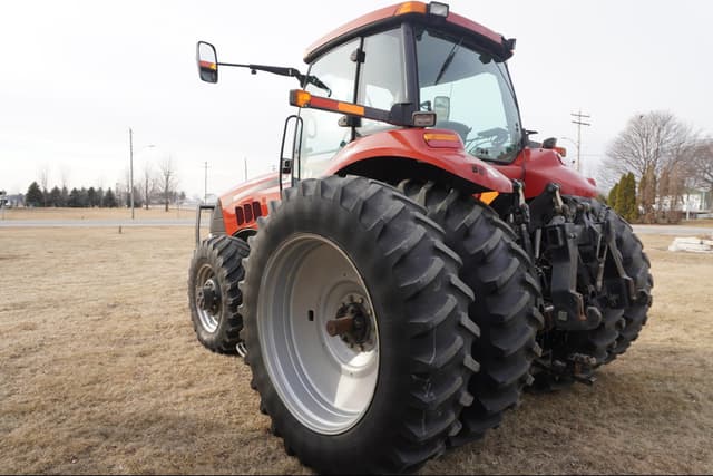 Image of Case IH Magnum 245 equipment image 3