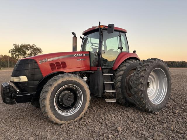 Image of Case IH Magnum 245 equipment image 4