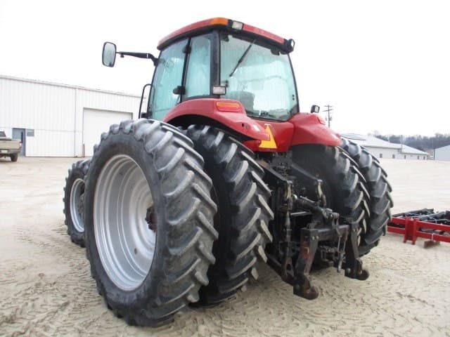 Image of Case IH Magnum 245 equipment image 2