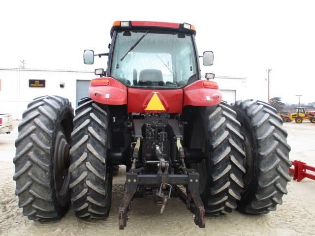 Image of Case IH Magnum 245 equipment image 3