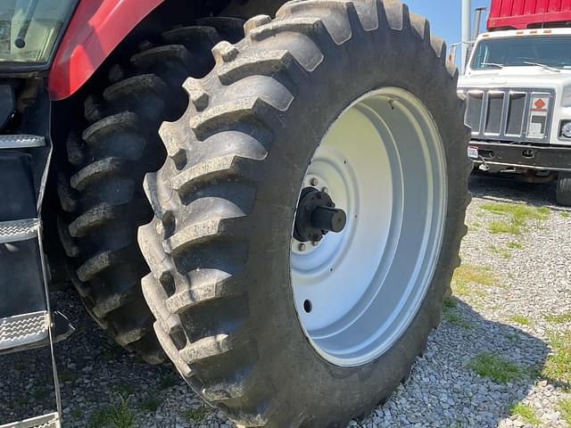 Image of Case IH Magnum 275 equipment image 3