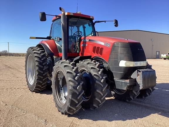 Image of Case IH Magnum 305 Primary image