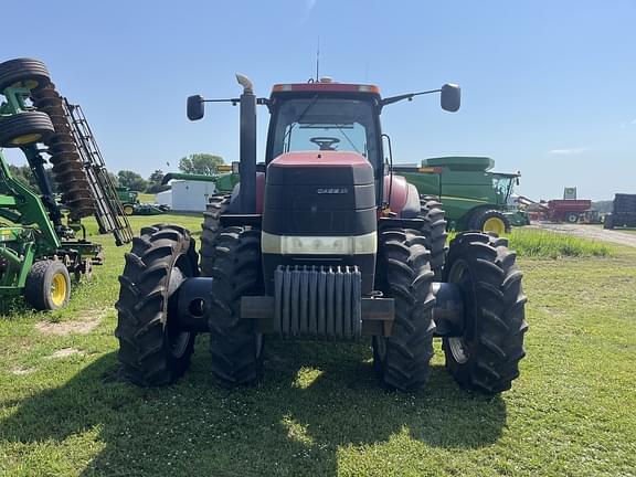 Image of Case IH Magnum 305 equipment image 1