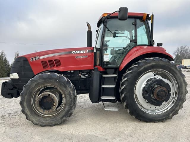 Image of Case IH Magnum 335 equipment image 2