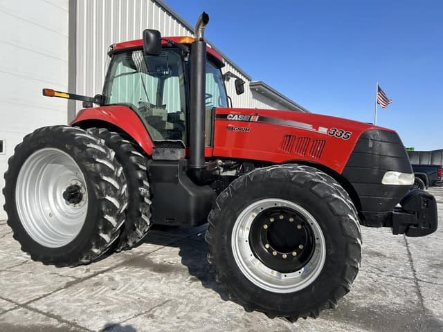 Image of Case IH Magnum 335 equipment image 1