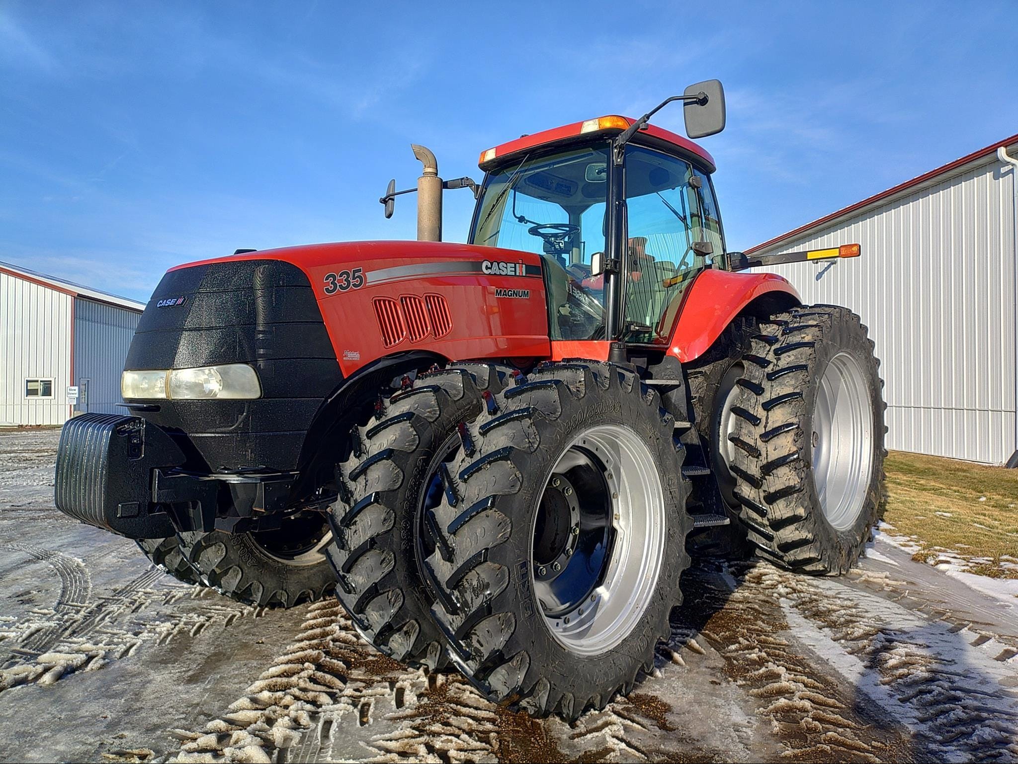 2009 Case IH Magnum 335 Equipment Image0