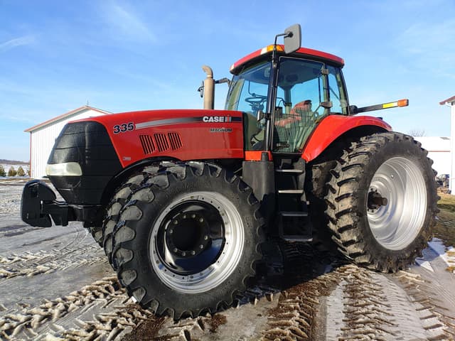 Image of Case IH Magnum 335 equipment image 1