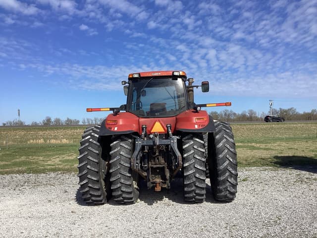 Image of Case IH Magnum 335 equipment image 3