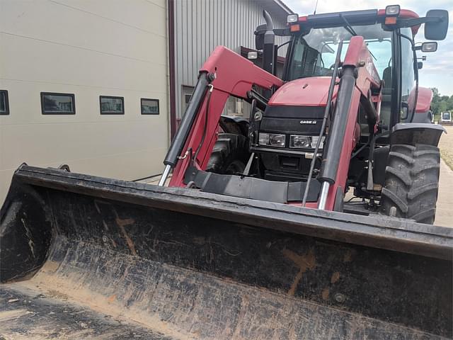 Image of Case IH Maxxum 125 equipment image 4