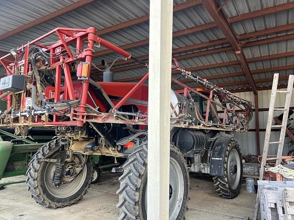 Image of Case IH Patriot 3320 equipment image 2