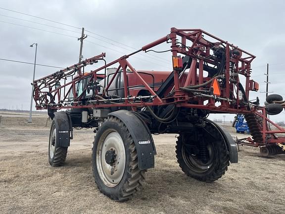 Image of Case IH Patriot 3320 equipment image 1